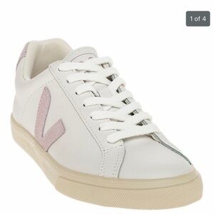 Veja Women's Cream and Pink Sneakers